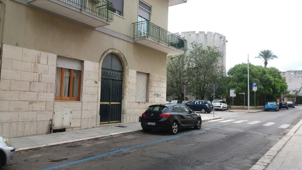Casa La Ronza Lägenhet Lecce Exteriör bild